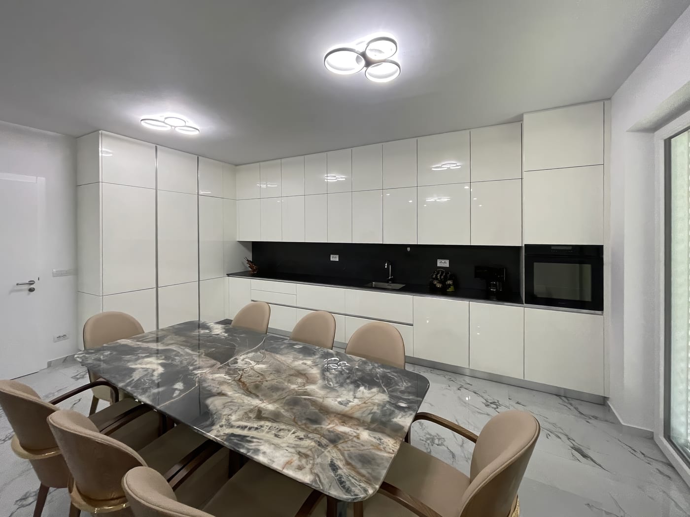 Kitchen 5 reference 2